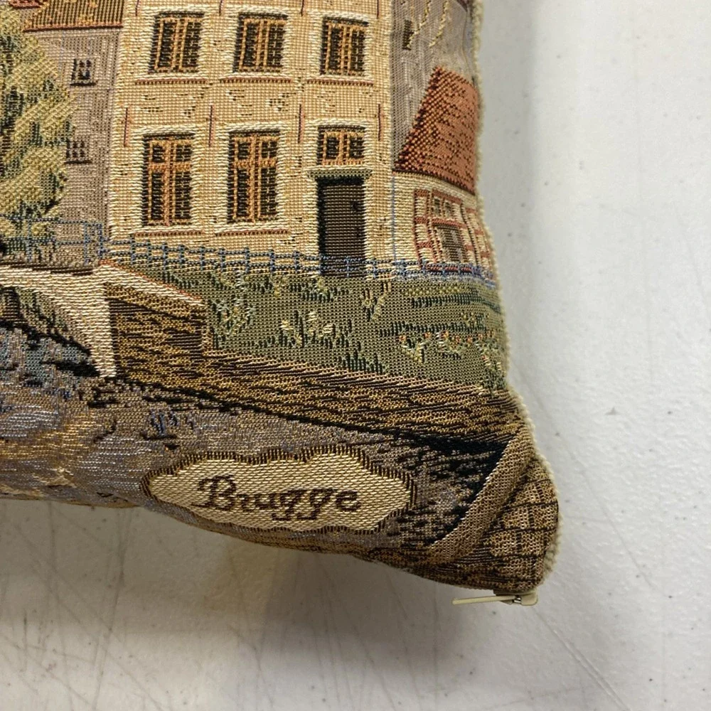 The Unbranded Brand vtg brugge